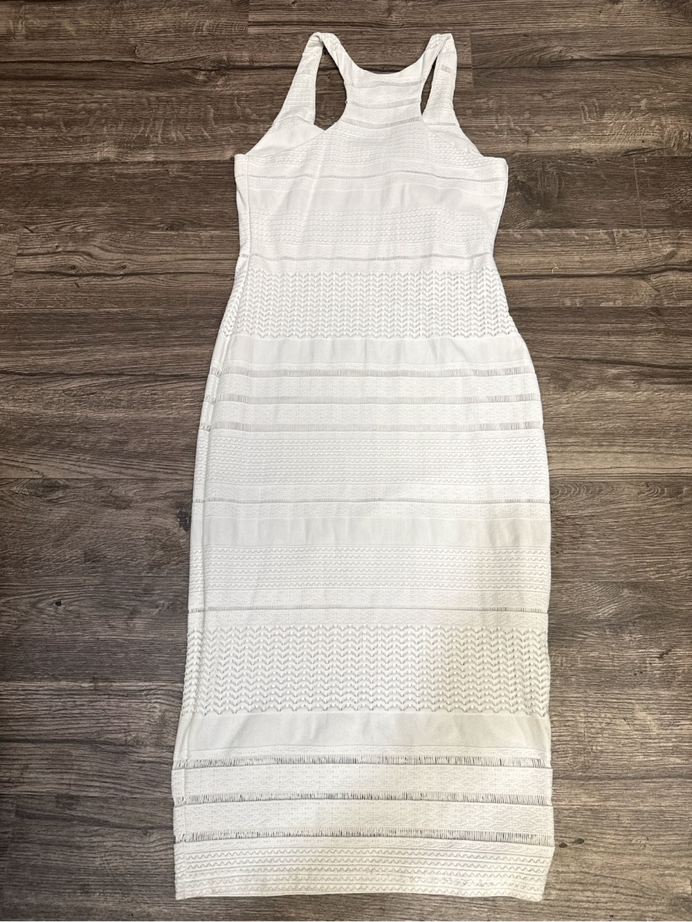 Amy Matto White Textured Bodycon Midi Dress Size Small - Picture 7 of 11